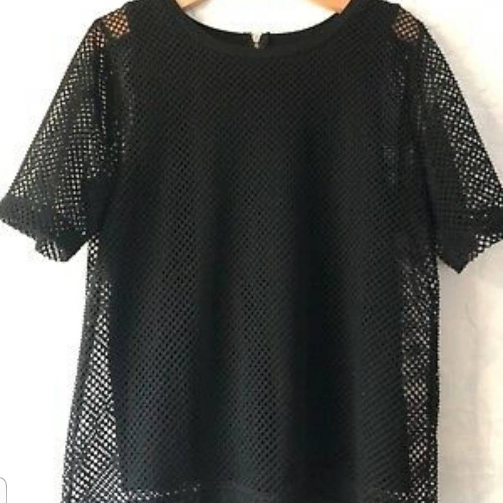 Net fish blouse black ,New without  a tag . Need